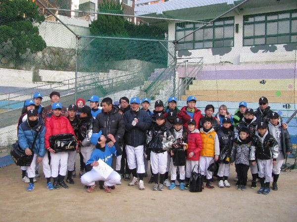 아시아공동체학교 야구시합